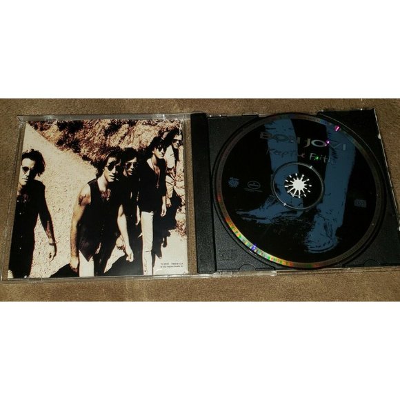 BON JOVI cd KEEP THE FAITH - Picture 4 of 7